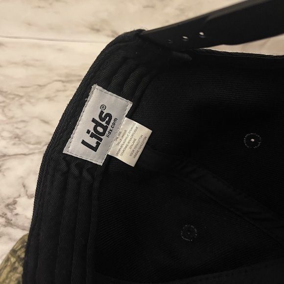 Lids Forest SnapBack Hat - Picture 3 of 4